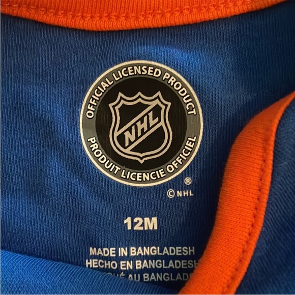 NHL New York Islander 12 Month
Infant Onesie - Picture 3 of 3